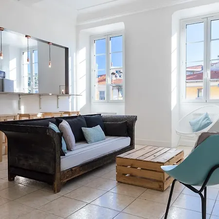 Bright Old Town Nice